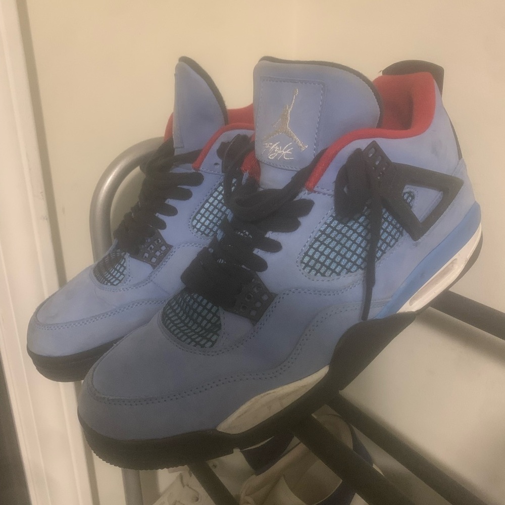 Travis scott 4’s